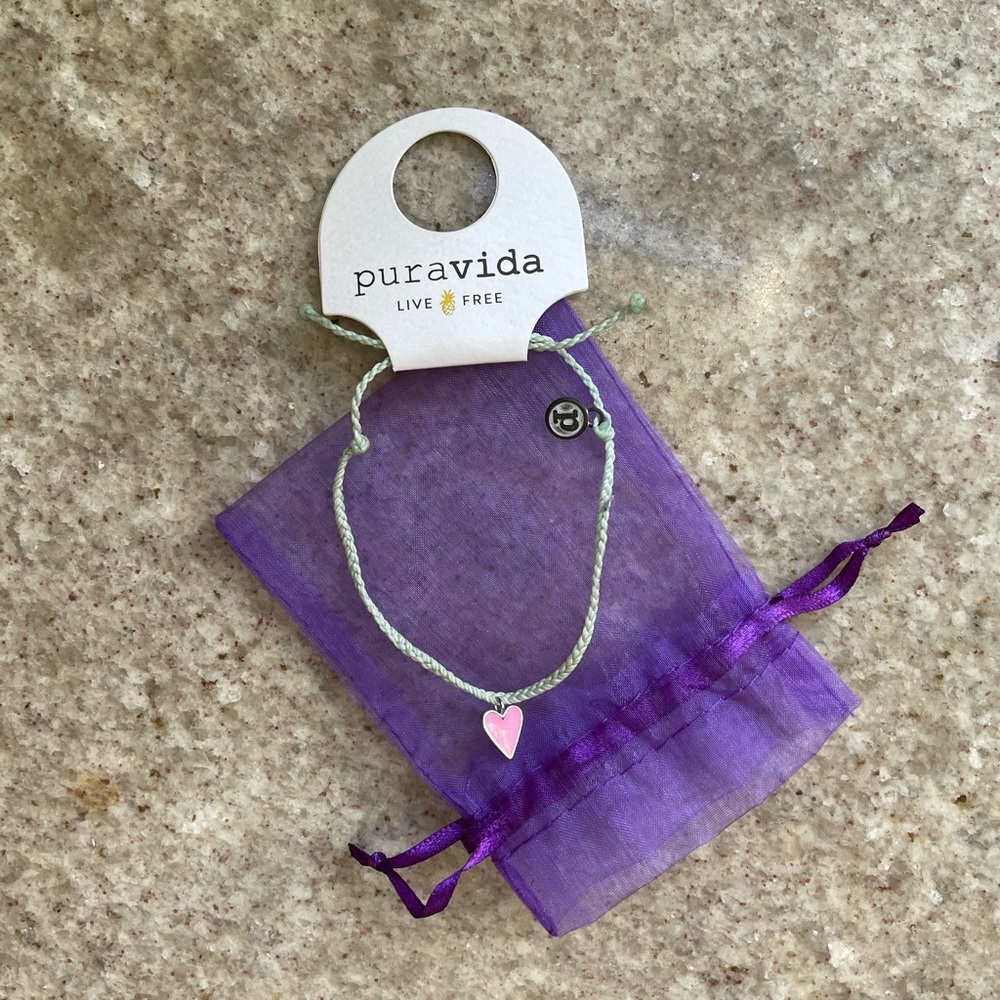 Pura Vida Heart Bracelet